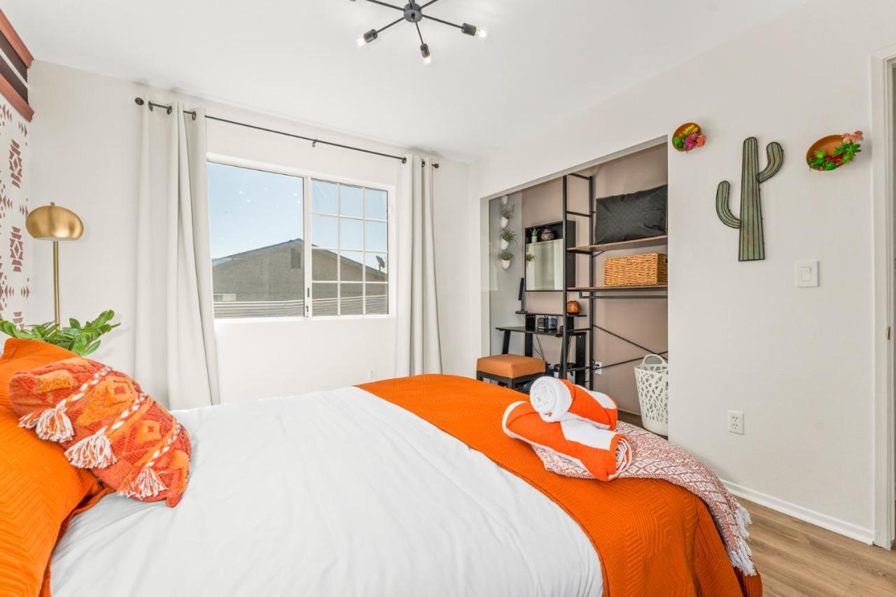 Hot Tub, Games, King Bed, Fire Pit, Bbq Grill, Minutes From National Park And Views Villa Joshua Tree Buitenkant foto