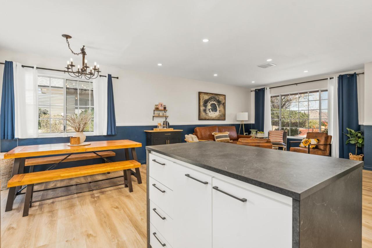 Hot Tub, Games, King Bed, Fire Pit, Bbq Grill, Minutes From National Park And Views Villa Joshua Tree Buitenkant foto