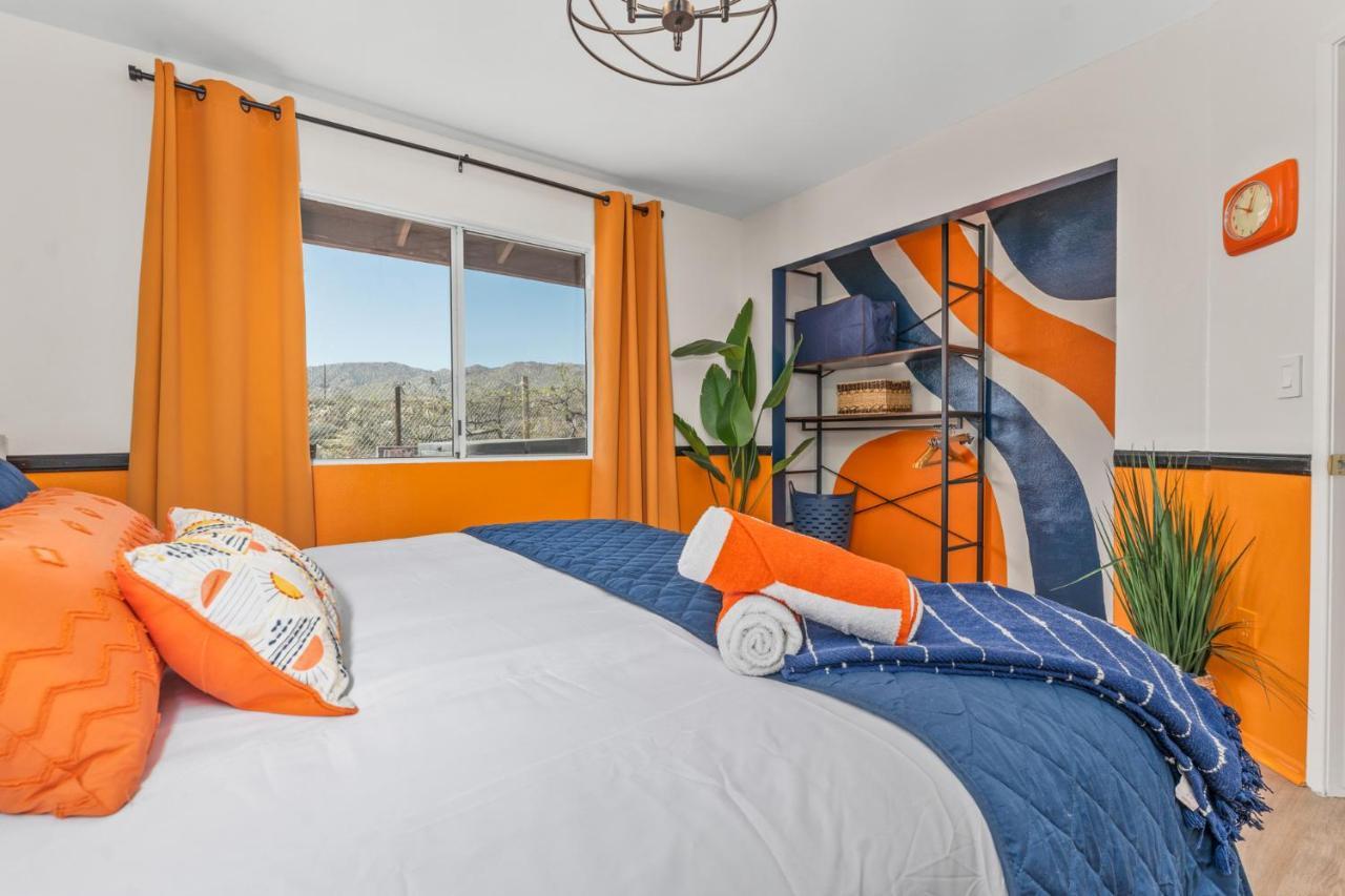 Hot Tub, Games, King Bed, Fire Pit, Bbq Grill, Minutes From National Park And Views Villa Joshua Tree Buitenkant foto